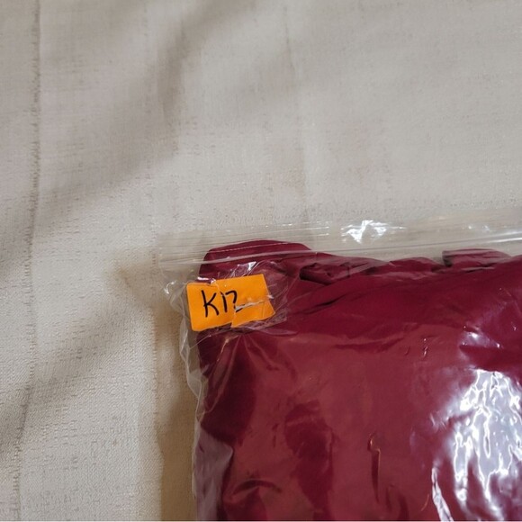 Parker Pink Sangria Spagetti Strap Cold Shoulder Silk Top Size XS - Picture 10 of 10